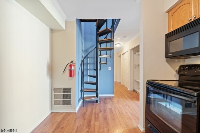 Building Photo - 3120 Revere Ct