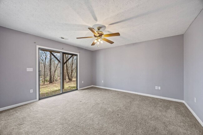 Building Photo - 200 Waterford Dr