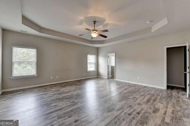 Building Photo - 648 Georgia Way