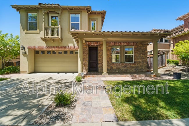 Primary Photo - 5109 Campion Dr