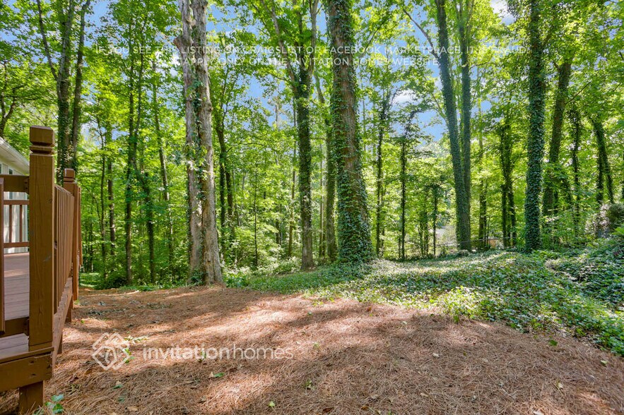 Building Photo - 5304 Valleyview Dr