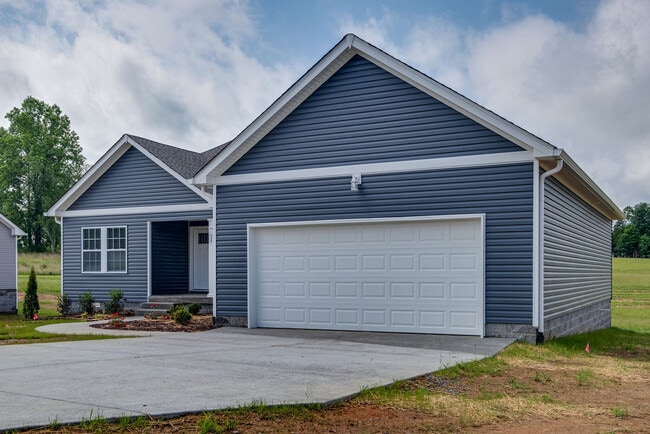 Building Photo - 648 S Tunnel Rd