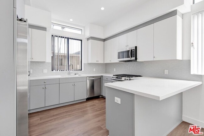 Building Photo - 1458 Butler Ave