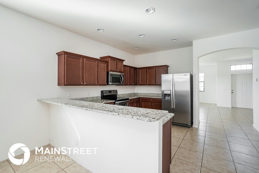 Building Photo - 1107 SW 6th Ct