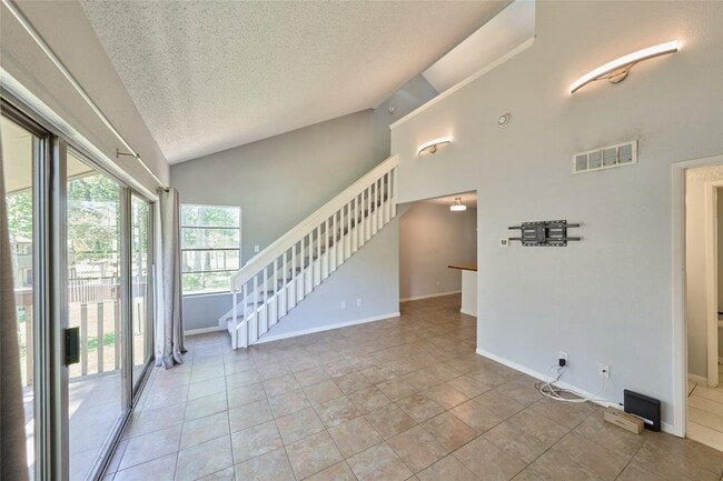 Building Photo - 12900 Walden Rd