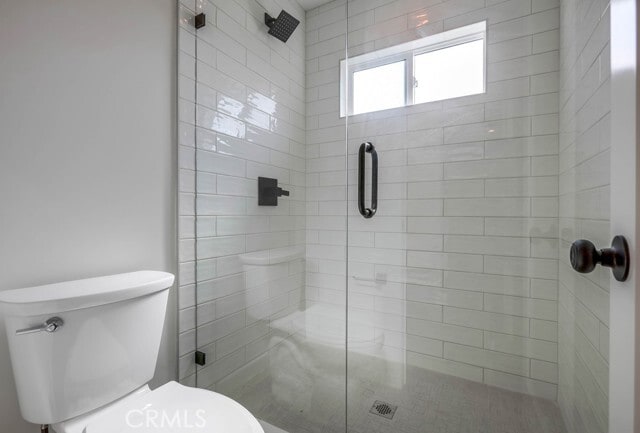 Building Photo - 622 W Julianna St