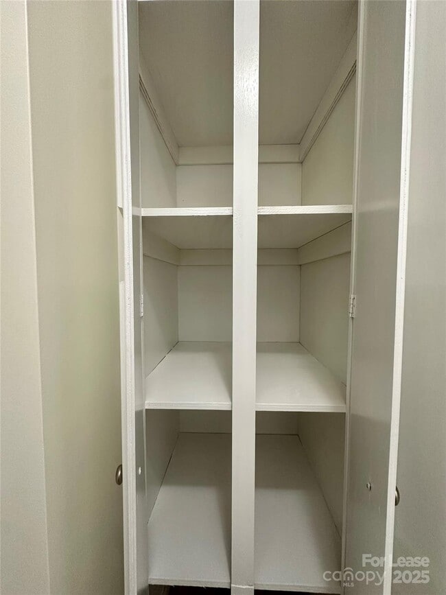 Building Photo - 4115 Rosefield Ct