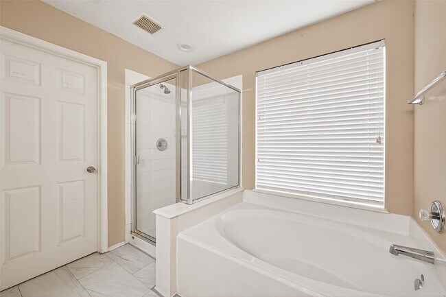 Building Photo - 15007 Sugar Sands Dr