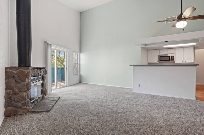 Living Room - Copper Hill Apartments