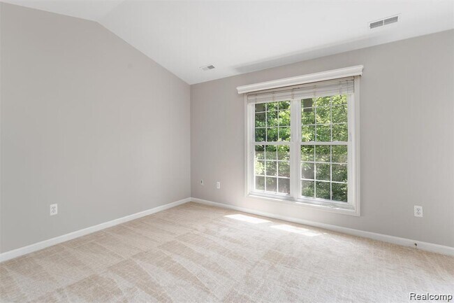Building Photo - 28126 Carlton Way Dr