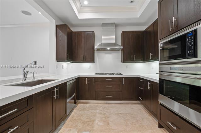 Building Photo - 7530 SW 56th Ct