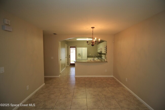Building Photo - 1075 Luminary Cir