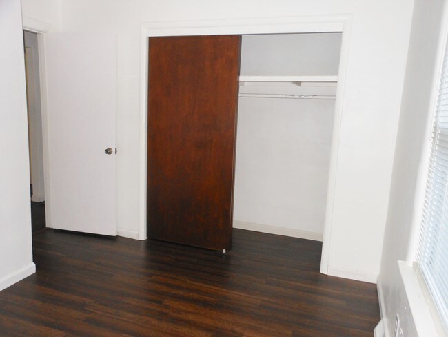 Building Photo - 1200 State St