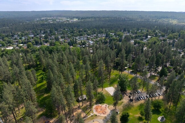 Building Photo - Beautifully Remodeled 4-Bedroom Rancher in...