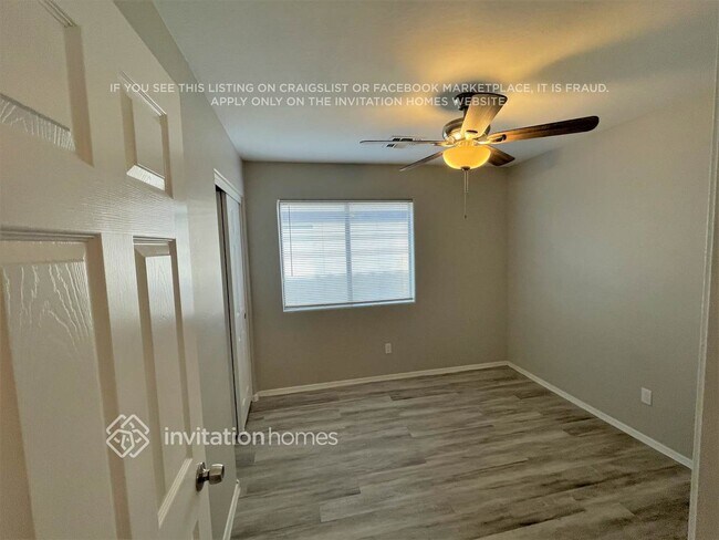 Building Photo - 25841 W Whyman St