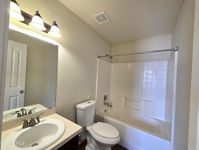 Building Photo - 2304 Tierra Serena Rd