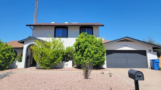 Building Photo - 5046 E Columbine Dr