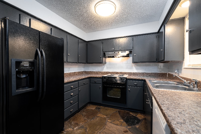 Building Photo - 3413 Cameron Ct