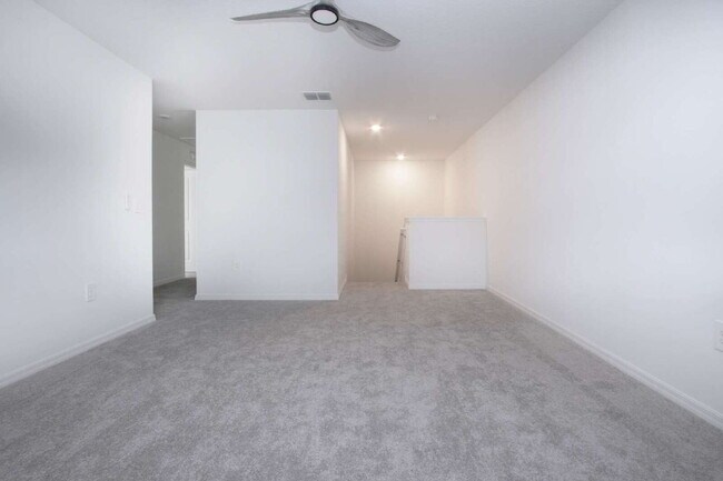 Building Photo - Lakeside Luxury in Parrish - 5 Bedroom BRAND NEW HOME