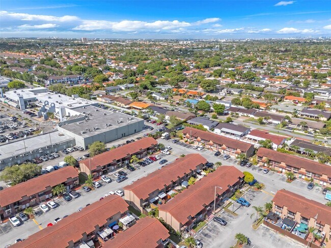 Building Photo - 1811 SW 107th Ave