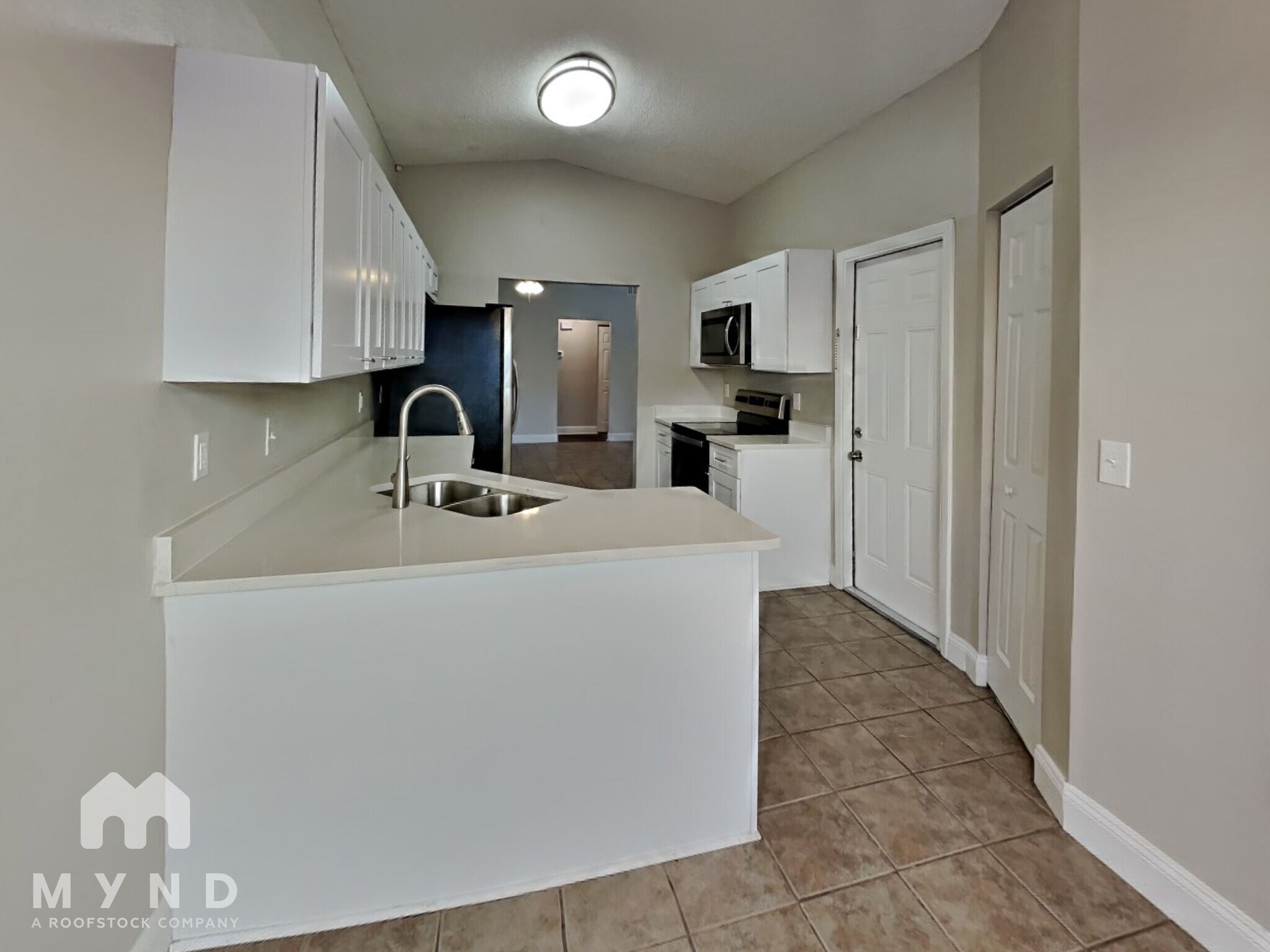 Building Photo - 712 Stillview Cir