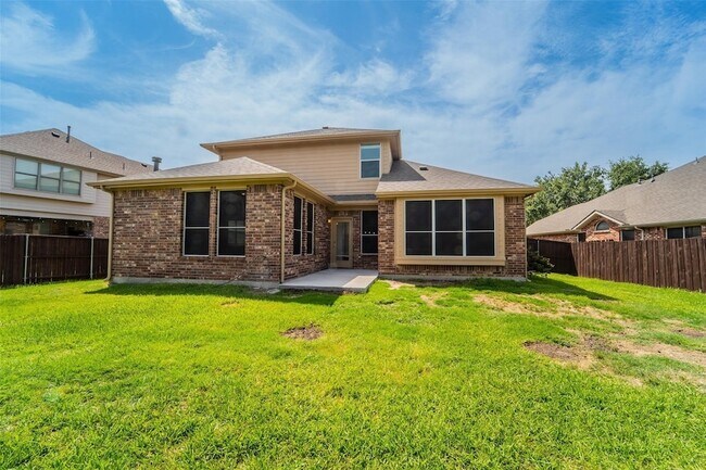 Building Photo - 2741 Sunlight Dr