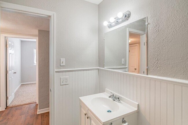 Building Photo - PRICE JUST REDUCED 3/2/1 1389 Sq. Ft. on a huge corner lot with granite & custom tile work!!