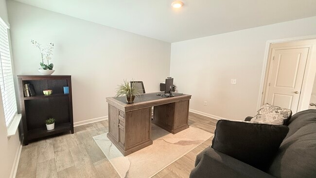 Building Photo - 5021 Black Frst Dr
