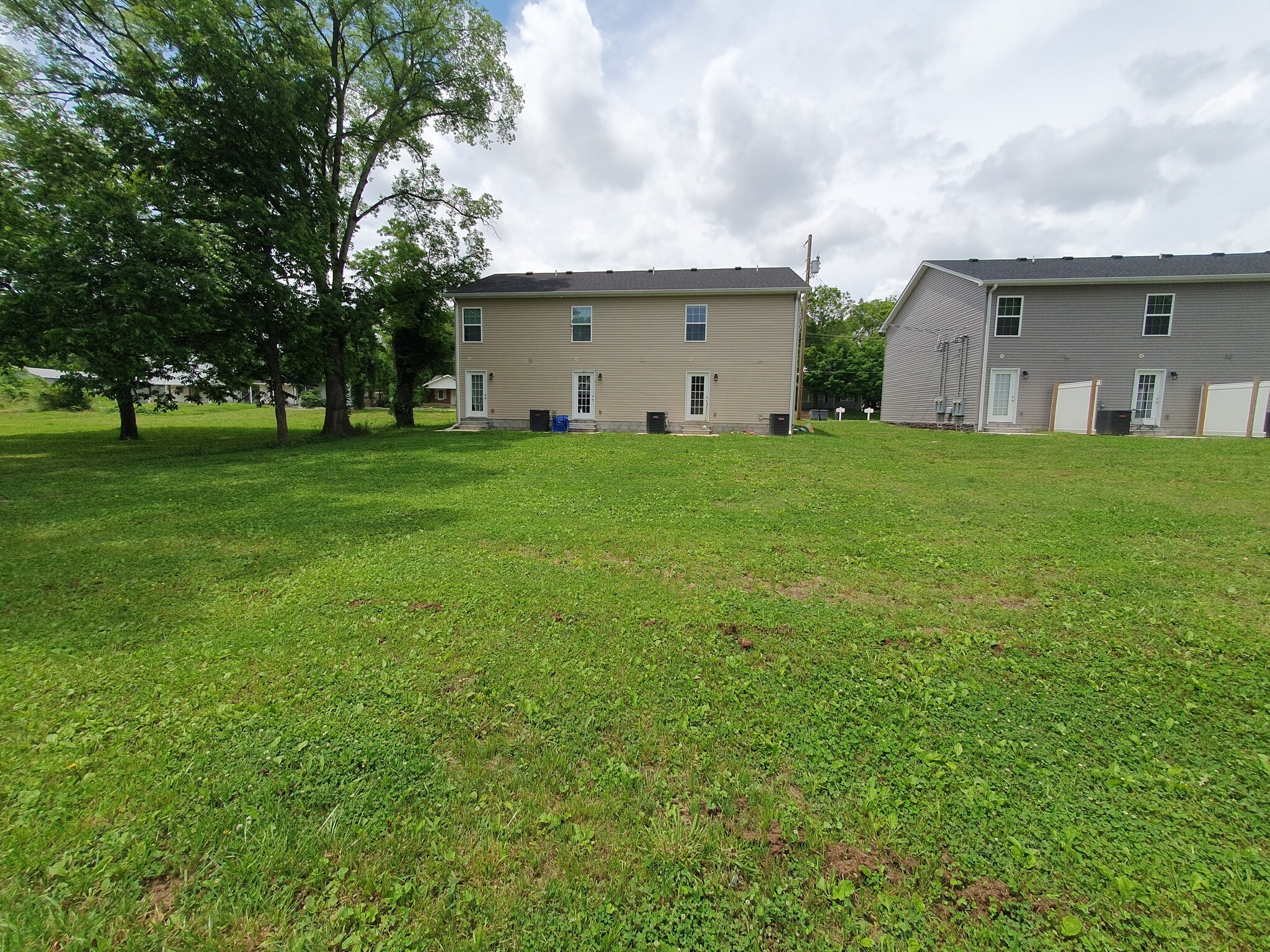 Building Photo - 406 Hedgemont Ave