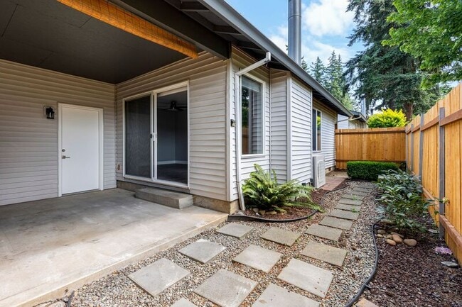 Building Photo - 6228 SE 134th Ave