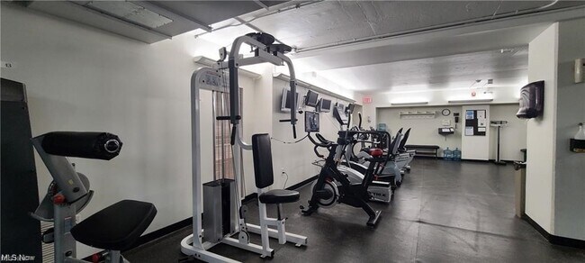 Building Photo - 12700 Lake Rd