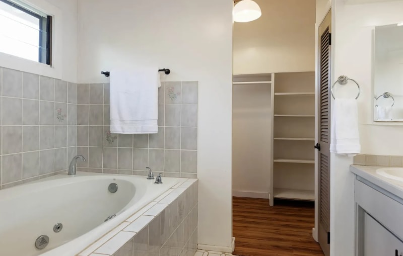 Building Photo - 69-1679 Puako