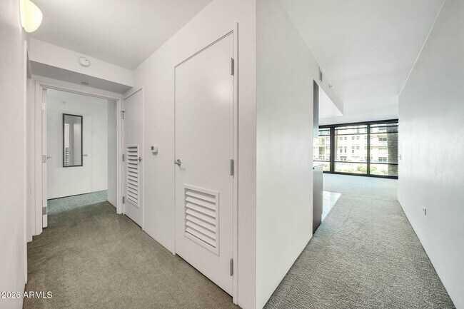Building Photo - 4808 N 24th St