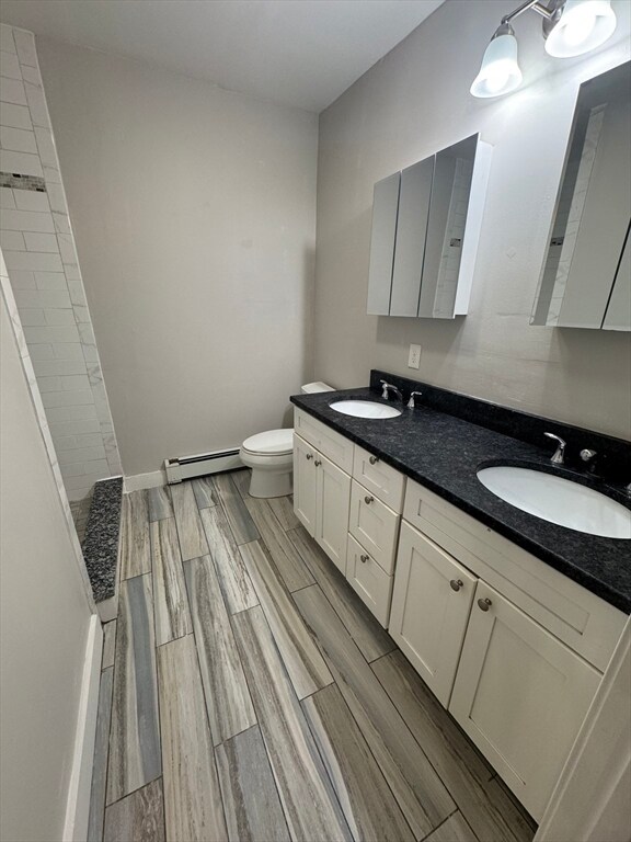 Building Photo - 178 Bowen St