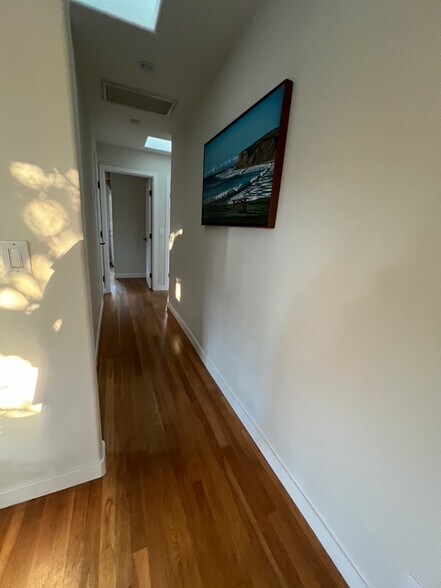 Building Photo - 144 San Rafael Ave