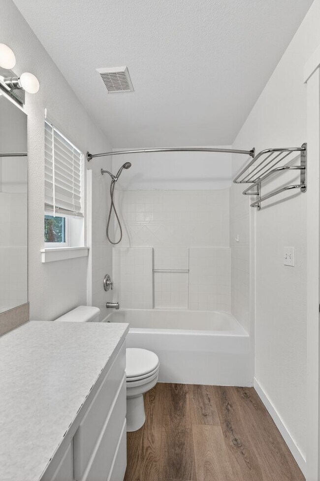 Building Photo - A Private Sanctuary with Perfect Proximity