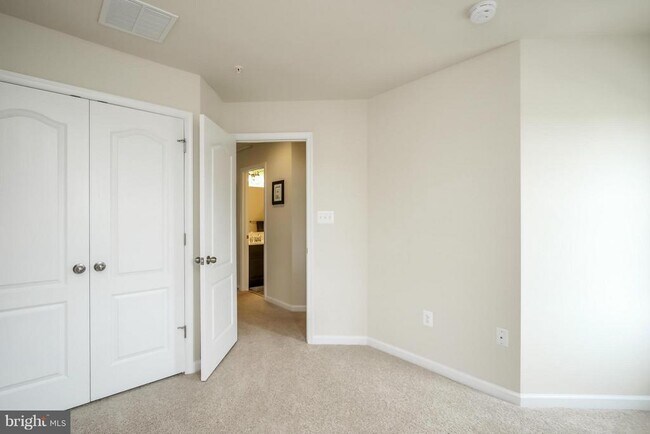 Building Photo - 7532 Briargrove Lane