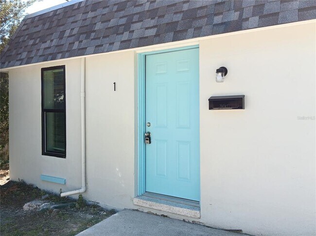 Building Photo - 885 Beltrees St