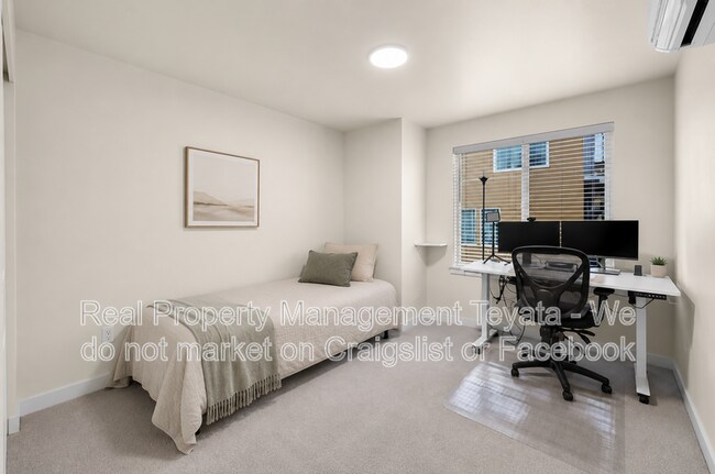 Building Photo - 4228 Braeburn Ln