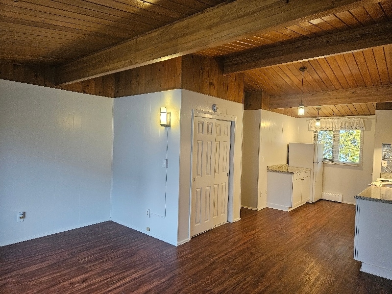 Building Photo - 219 4th Ave