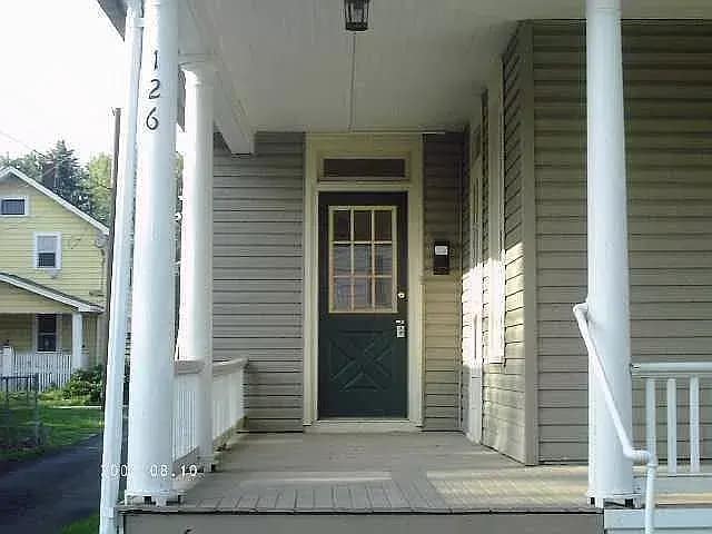 Building Photo - 126 W Washington Ave