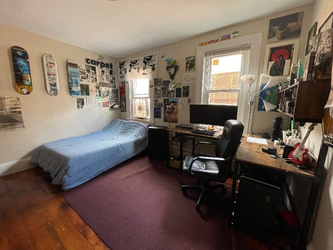 Building Photo - 385 Pine St