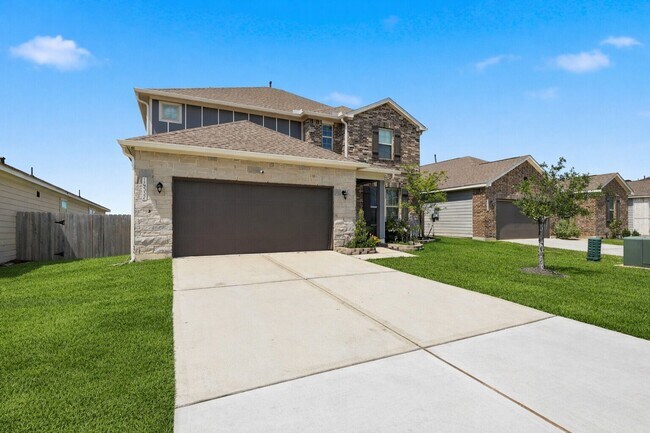 Building Photo - 14532 Jelly Pnes Dr