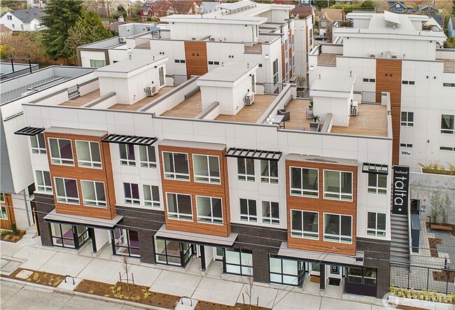 Primary Photo - Ballard Townhouse 2bd/2ba, Roof Top Deck, AC