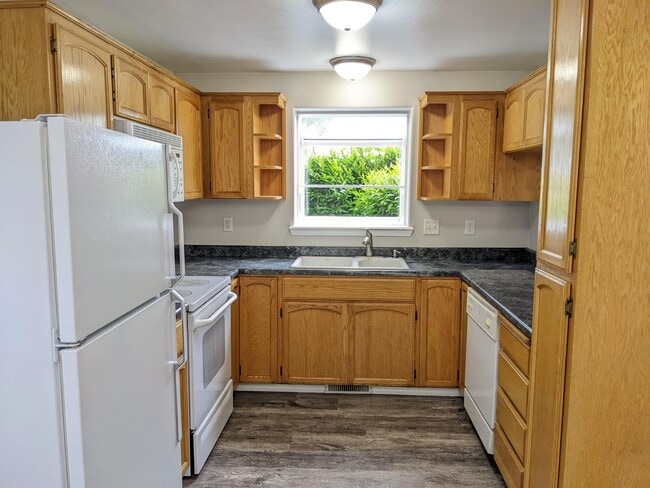 Building Photo - 1073 Havenwood Dr