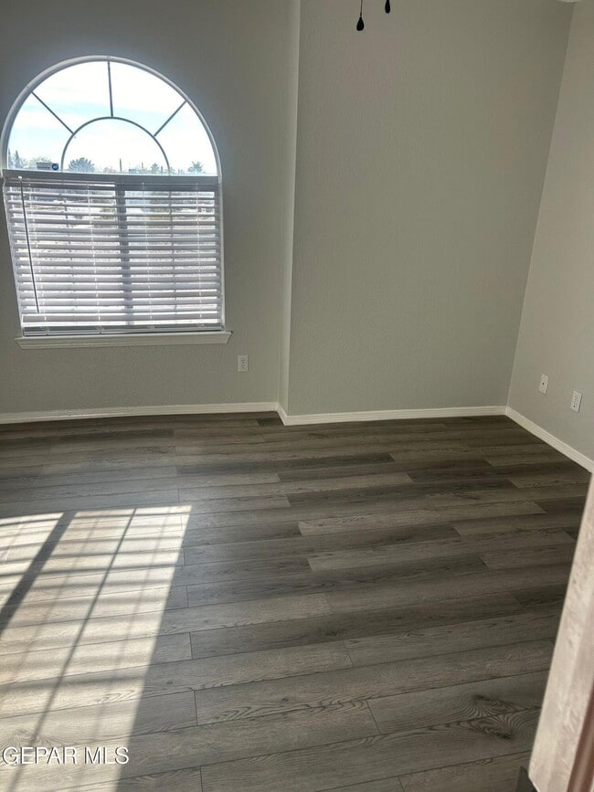 Building Photo - 7401 Le Conte Dr