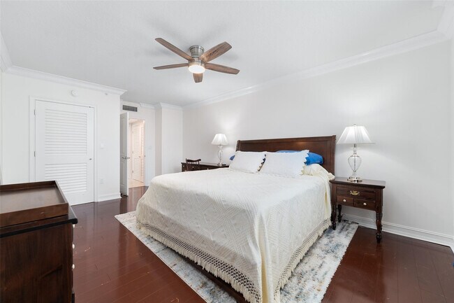 Building Photo - 99 SE Mizner Blvd