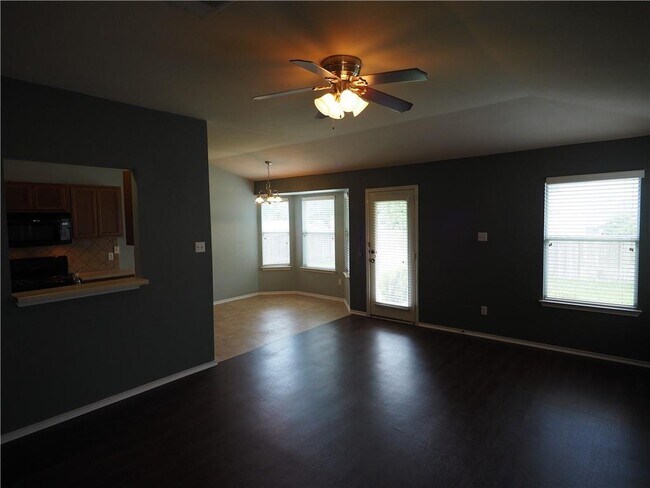 Building Photo - 1705 O'Callahan Dr