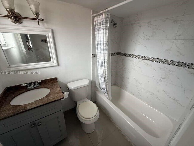 Building Photo - 101 NE 41st St