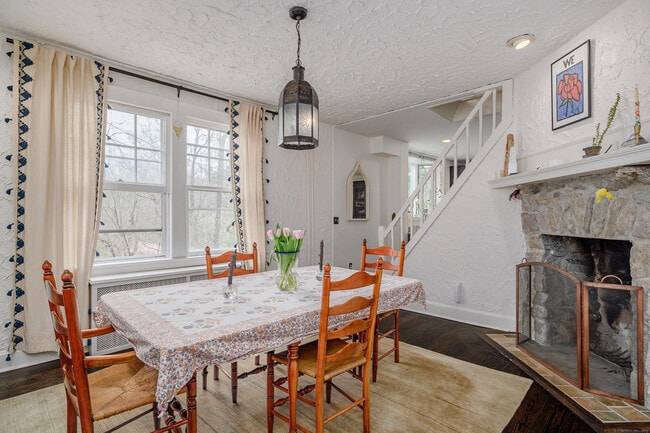 Building Photo - 58 Woodchuck Ln